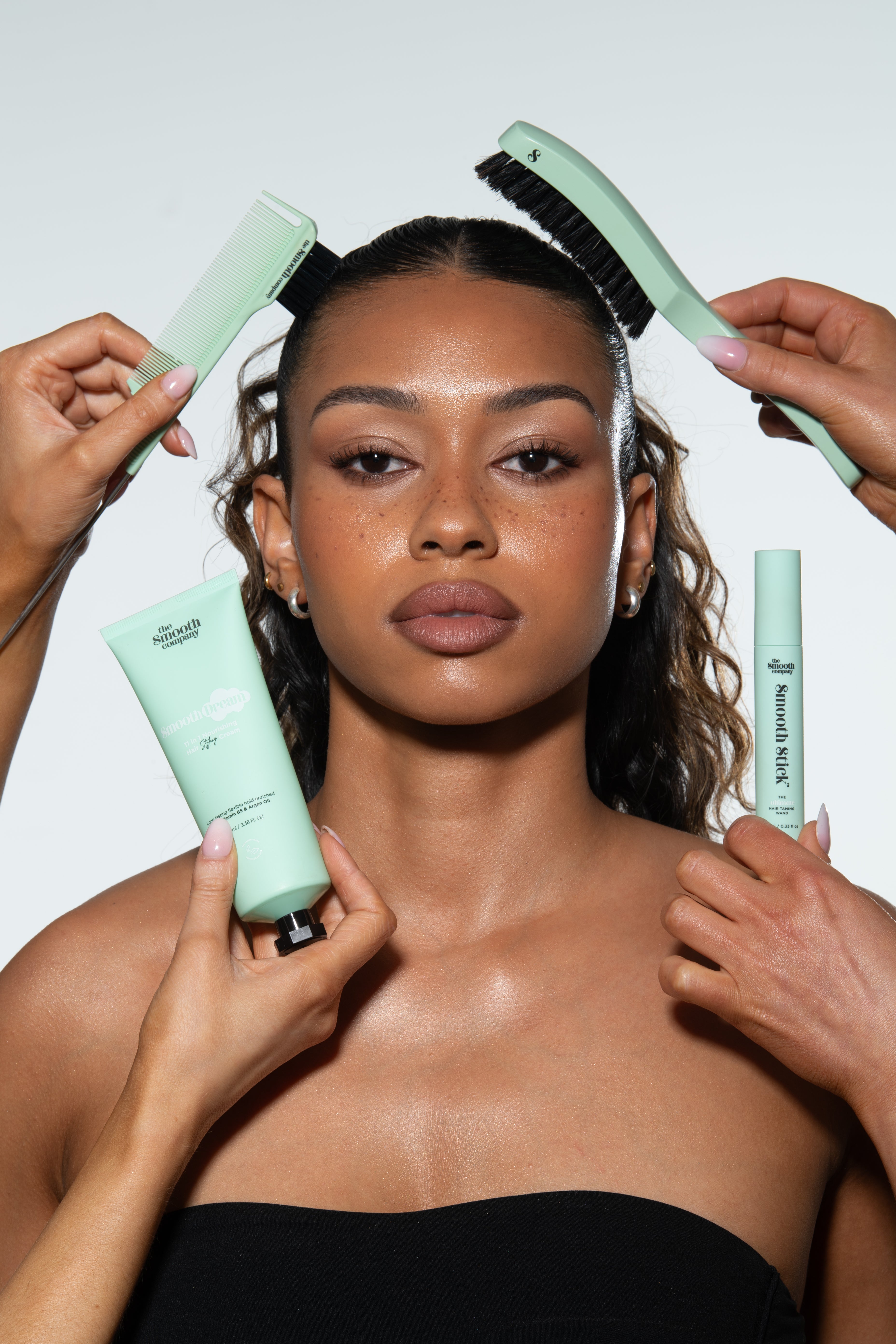 Mane Master™ Curved Smoothing Hair Brush