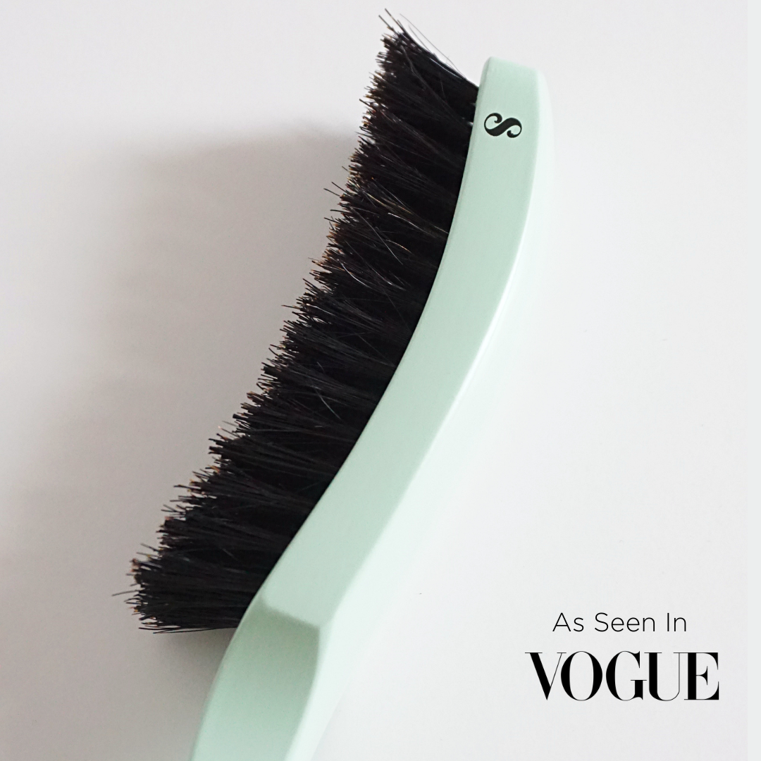 Mane Master™ Curved Smoothing Hair Brush